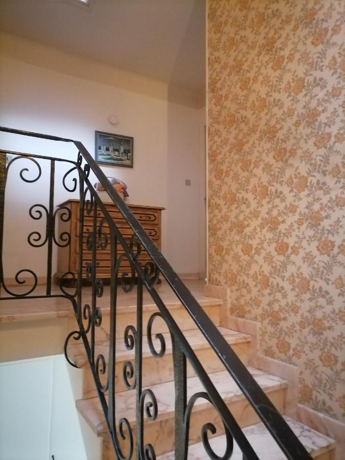 La Maison De Raph Villeneuve-dʼOlmes المظهر الخارجي الصورة
